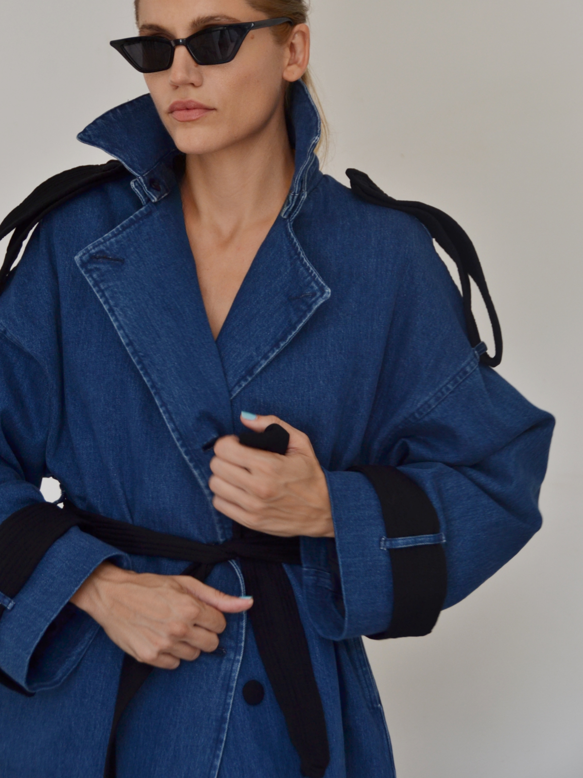 Sana’s Oversize Denim Trench