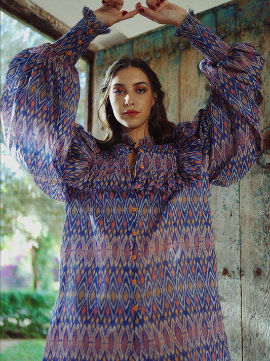 Matteo’s Shirt Oversize Collarless Blue Print