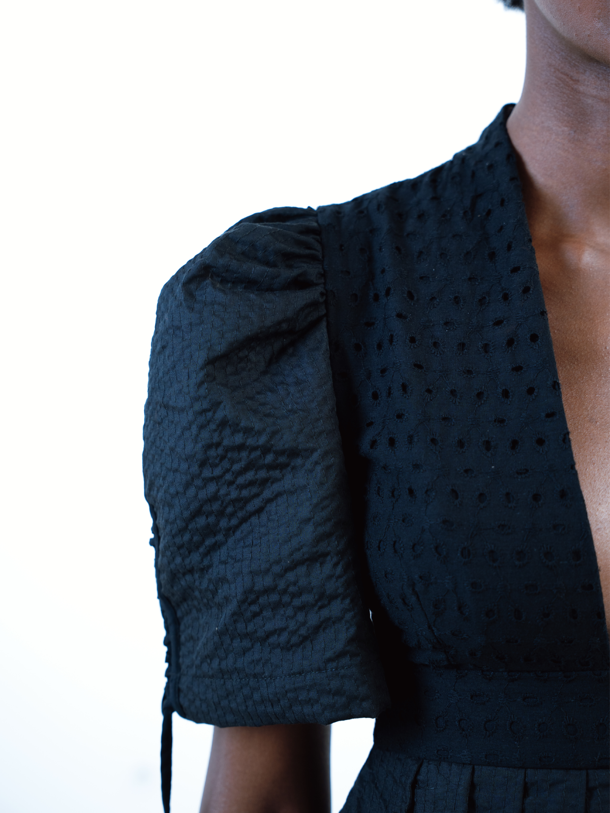 Alexia’s Square Dress Black