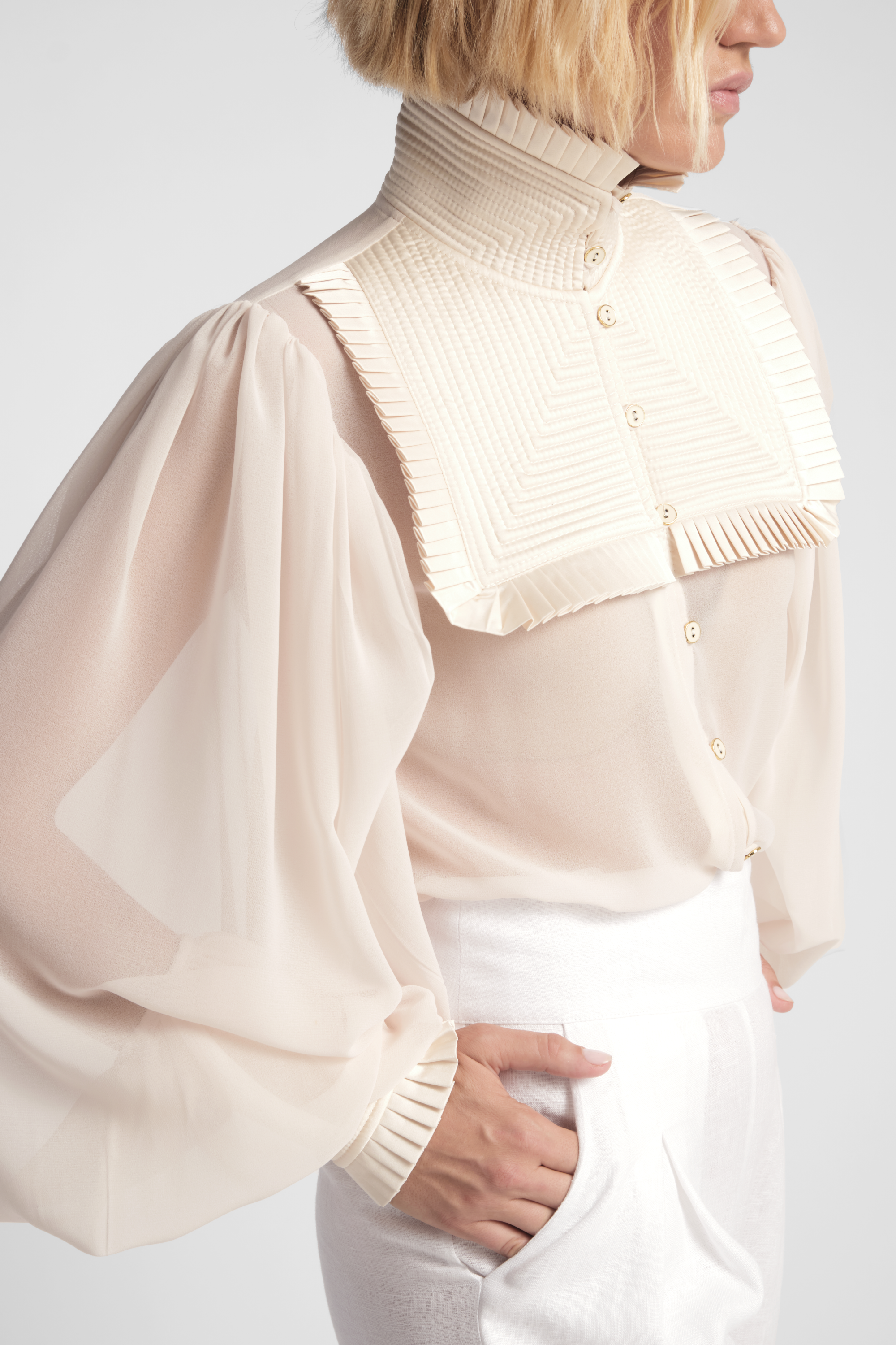 Off White