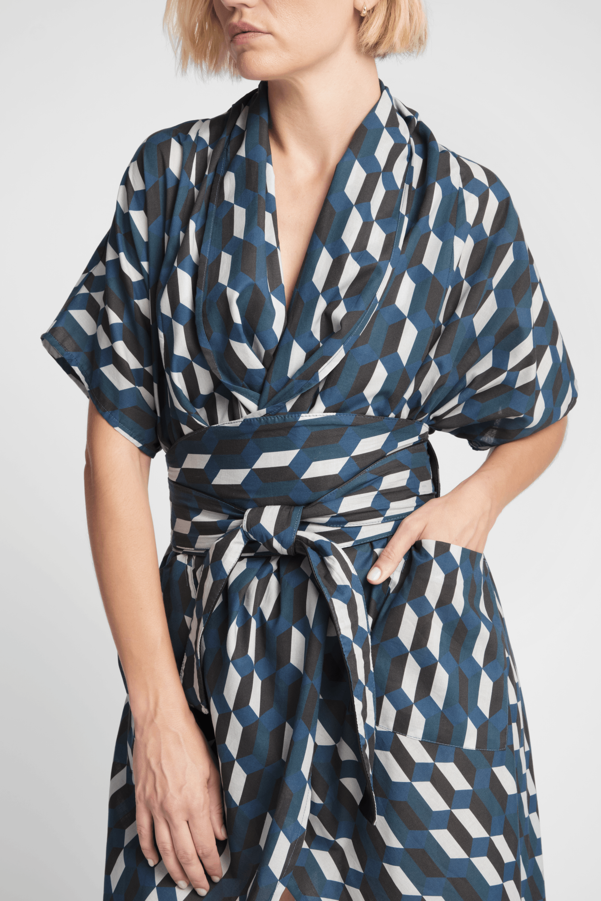 Nadia  Amizmiz Kimono-thumbmail-2